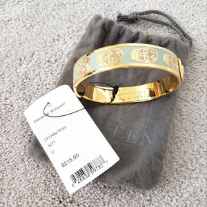 Alexander McQueen Enamel Skull Bangle in Mint Green - Gold